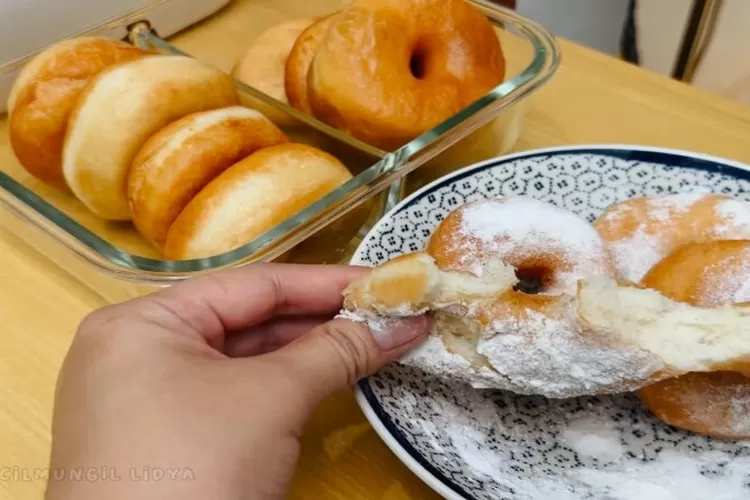 Enak banget! Resep donat tanpa telur untuk pemula, cocok buat takjil puasa ramadhan