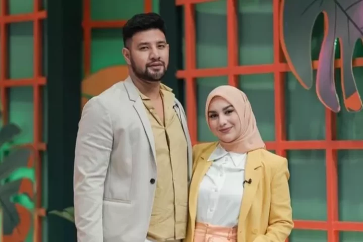 Pernah benci dengan suaminya, Irish Bella kaget Ammar Zoni sebut sosok perempuan ini cocok untuknya: Keibuan