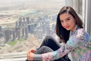 Bukannya khawatir belum menikah di usia kepala tiga, Raline Shah malah bersyukur