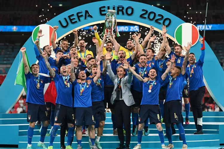 Italia melawan Inggris di kualifikasi Euro 2024 Grup C, begini jejak pertemuan kedua tim