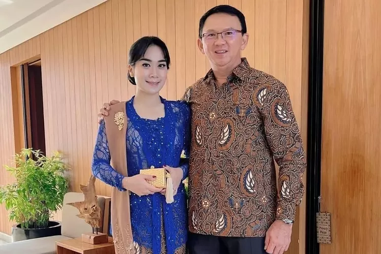 Pantas Puput Nastiti Devi mau dikawinin, inilah sosok Mak Comblangnya dengan Ahok: Bapak panggil...