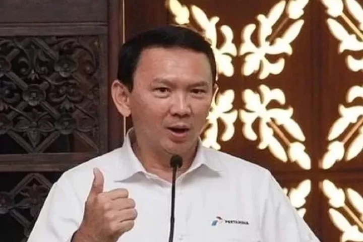 Merendahkan diri sampai mengemis ke selingkuhan Veronica Tan di depan anaknya, Ahok malah diperlakukan begini