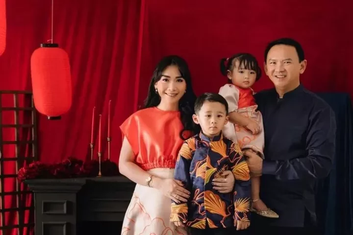 Perlakuan berbeda Puput Nastiti Devi pasca resmi jadi istri Ahok diungkap sang ayah, meskipun masih komunikasi