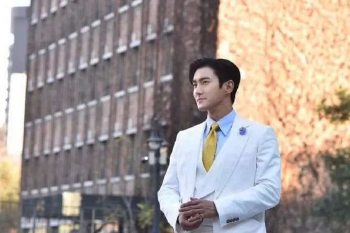 Siwon Super Junior berpartisipasi dalam kampanye Earth Hour, ajak publik untuk lakukan hal ini