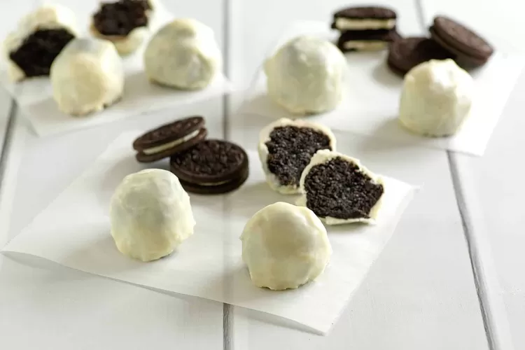 Resep bola Oreo keju cuma 2 bahan, tanpa tepung tanpa telur, cuma 5 menit saja praktis banget