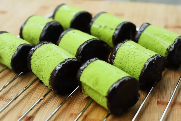 Ramadhan 2023 : Resep banana roll cake ala Devina Hermawan, bisa jadi takjil buka puasa untuk keluarga