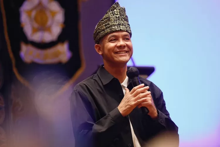 IG Ganjar Pranowo diserbu netizen, buntut pembatalan Indonesia sebagai tuan rumah Piala Dunia U20: Sudah puas?