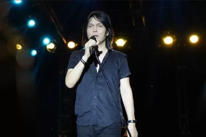 Bukan cuman gak diajak tour konser, Ahmad Dhani larang Once Mekel nyanyikan lagu-lagu Dewa 19: Mengganggu...