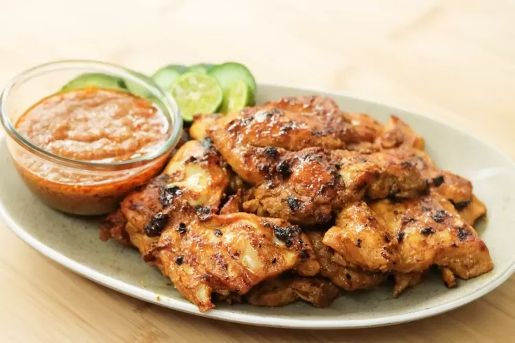 Ramadhan 2023: Resep ayam bakar bumbu kacang ala Devina Hermawan, olahan ayam nikmat untuk menu buka puasa