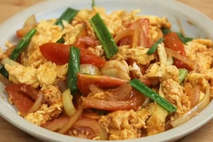 Resep menu sehat telur tomat ala Devina Hermawan, enak dan mudah dibuat