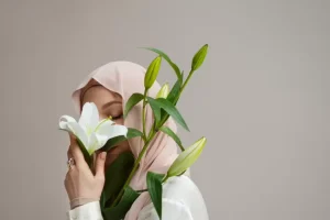Cantik tak hanya soal fisik, ini 10 tips pancarkan inner beauty untuk para muslimah