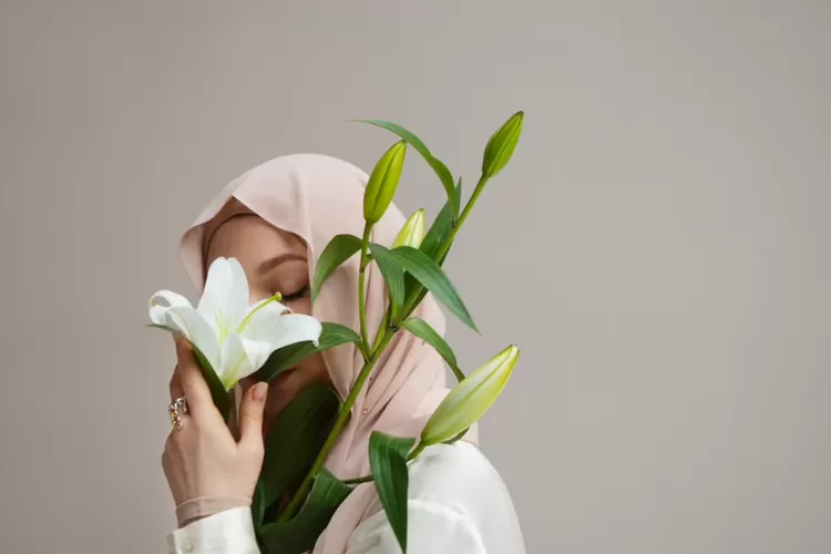 Cantik tak hanya soal fisik, ini 10 tips pancarkan inner beauty untuk para muslimah