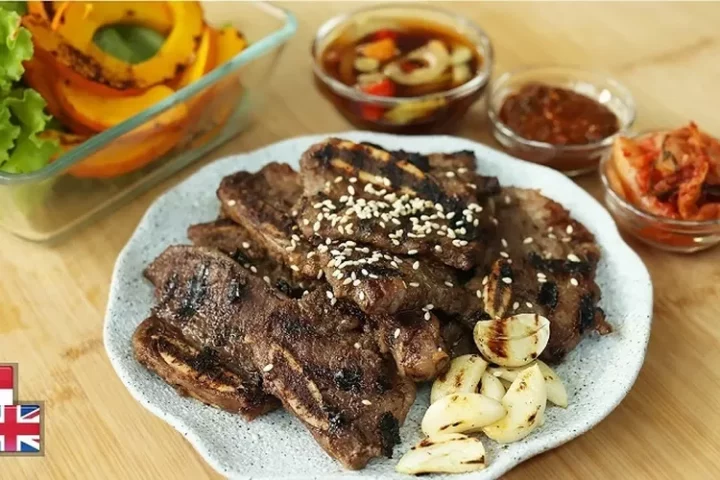 Resep Galbi, iga panggang khas Korea versi halal tanpa arak ala Devina Hermawan