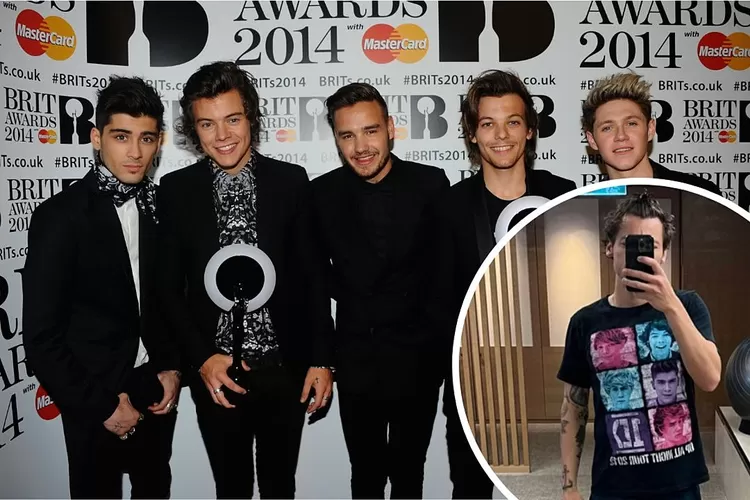 Harry Styles Pamer Foto Mengenakan Baju One Direction, Directioners: Bakalan Reunian Nih?