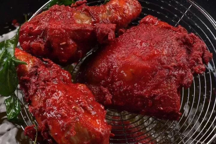 Resep ayam goreng mamak, sajian ayam penuh dengan rasa serta tampilan yang bikin ngiler!