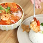Resep tom yum goong yang pedas dan segar khas Thailand untuk keluarga di rumah ala chef Devina Hermawan