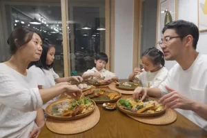 Menu buka puasa Kimbab Family kali ini nasi pecel, Jio: Kenapa masakannya seenak ini?