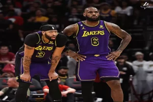 Sempat terseok-seok di awal musim, LA Lakers kini diambang melaju ke playoffs dengan 4 pertandingan tersisa