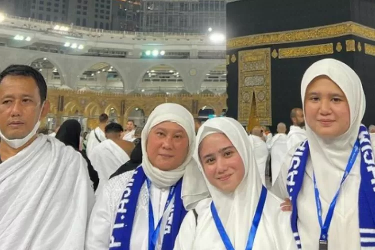 Tetap tegar, ini hal yang disyukuri oleh Tissa Biani sebelum sang ayah meninggal dunia: Alhamdulillah…