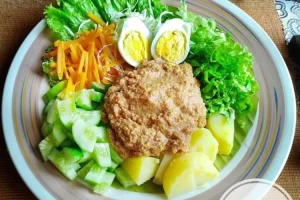 Resep gado-gado pengantin khas Pontianak yang rasanya menggugah selera, sambal kacangnya beda