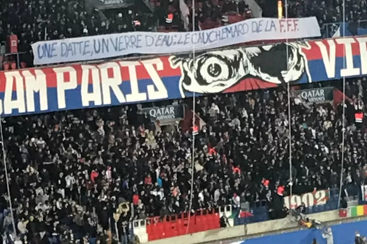 FFF larang pemain buka puasa di tengah pertandingan, fans PSG protes: Cuma sebutir kurma...