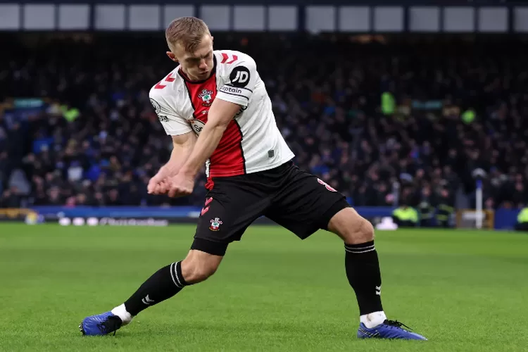 Manchester United kabarnya akan masukkan nama James Ward Prowse ke dalam daftar incaran mereka