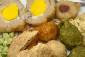 Pempek Yuk, resto pertama pempek yang tawarkan konsep All You Can Eat tertarik mencoba?