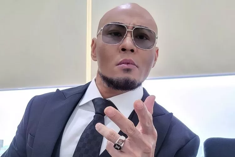 Terungkap motif sebenarnya Deddy Corbuzier masuk agama Islam : Agama gua dulu…