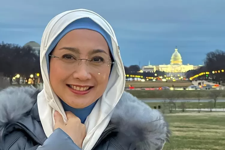 Nyaris jadi istri ke 3, Desy Ratnasari akui kagum sosok pria yang sudah memiliki dua wanita pendamping ini