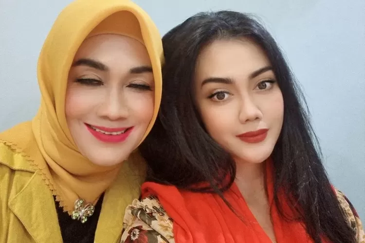 Berita duka, Ibunda Julia Perez alami gegar otak akibat kecelakaan lalul lintas, begini kondisinya sekarang