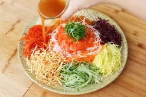 Jadi menu andalan khas Imlek, ini dia resep dan cara membuat yusheng  yang mudah khas Tiongkok