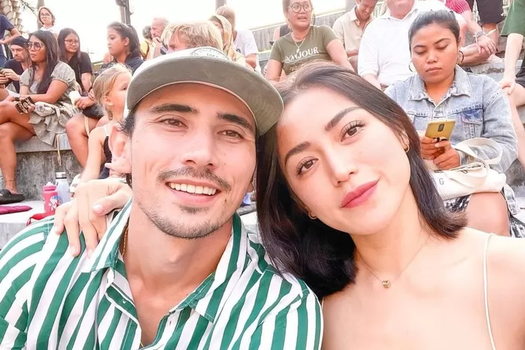 Ketakutan usai muncul penampakan dirumahnya, Jessica Iskandar dan Vincent Verhaag: Nggak pernah kesebelah lagi