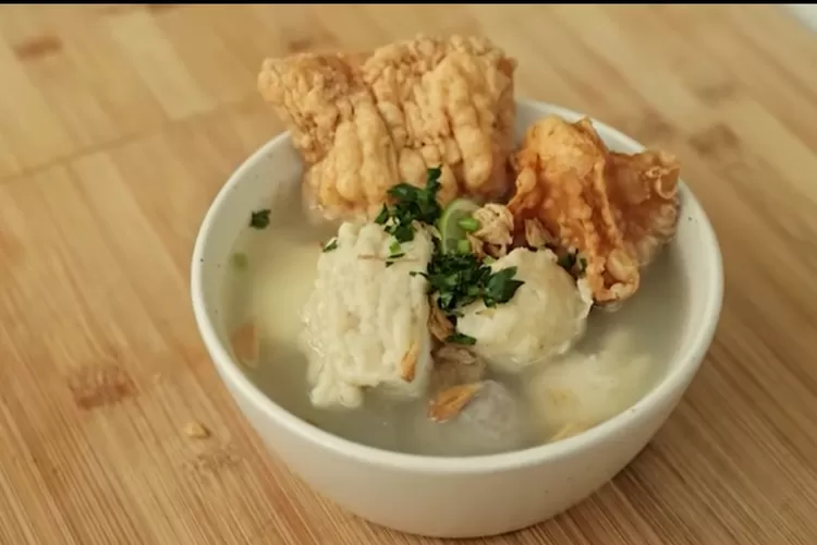 Resep bakso cuangki ayam home made ala Devina Hermawan, kuahnya ngaldu seger