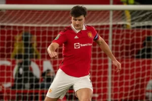 Nyesek, gol bunuh diri Harry Maguire di injury time buat MU gagal menang asal Sevilla