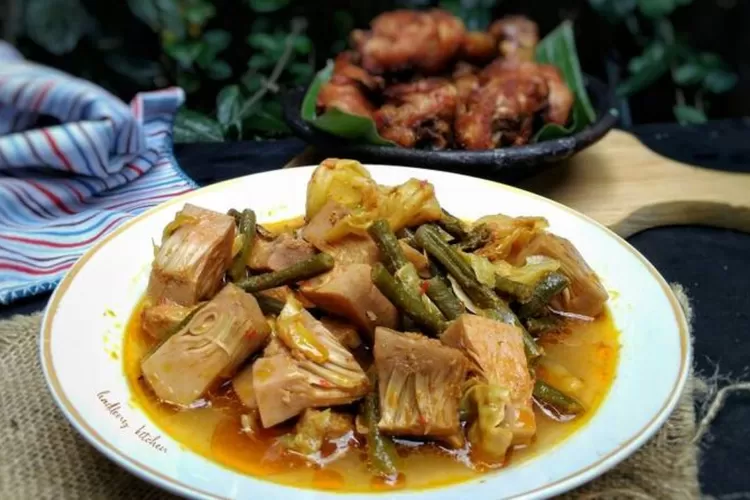 Resep gulai kapau masakan dari Sumatera Barat yang biasa nongol di RM Padang, yuk buat