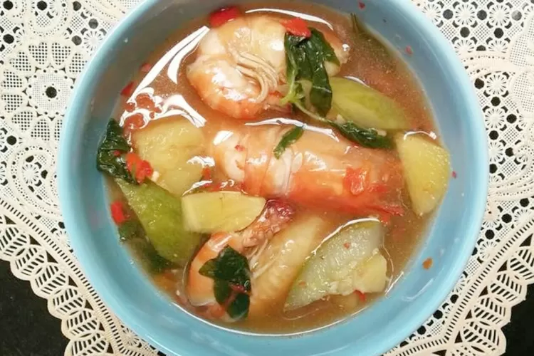 Resep pindang udang khas Palembang, kuahnya seger pedesnya nampol, yuk buat untuk menu harian di rumah