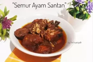 Solusi masak lebaran selain opor ayam, resep semur ayam santan ini patut dicoba, pecinta santan wajib merapat