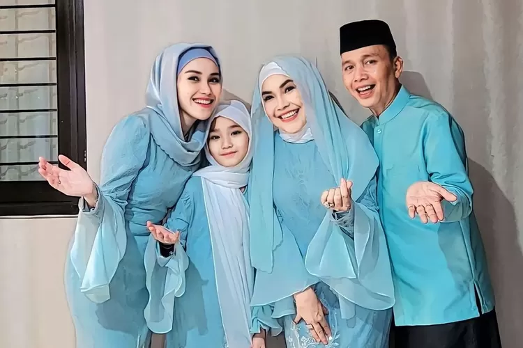 Lebaran tanpa Boy William, Ayu Ting Ting sampaikan hal ini hingga memancing pertanyaan netizen: Gak ke rumah..