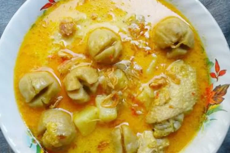 Resep opor ayam kuah susu buat kamu yang anti makanan santan, yuk coba