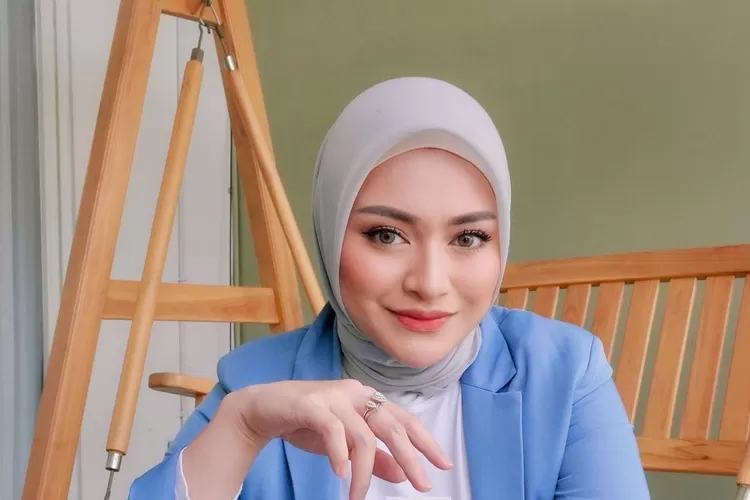 3 Tahun jadi mualaf taat, dua adik Nathalie Holscher mengikuti jejaknya: Adik aku tiba-tiba..