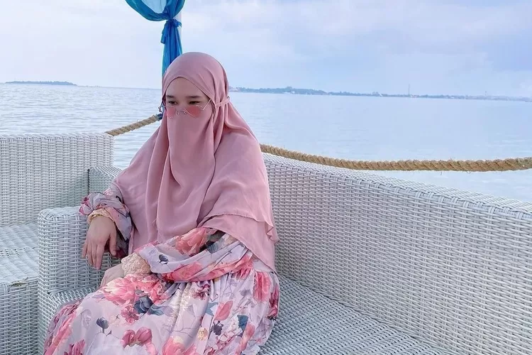 Bilangnya capek, Inara Rusli justru masih bela Virgoun dan berharap tidak di hujat netizen: Aku mohon...