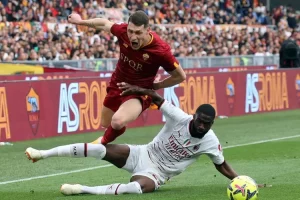 Hasil Serie A AS Roma vs AC Milan: Dua gol telat warnai jalannya bigmatch