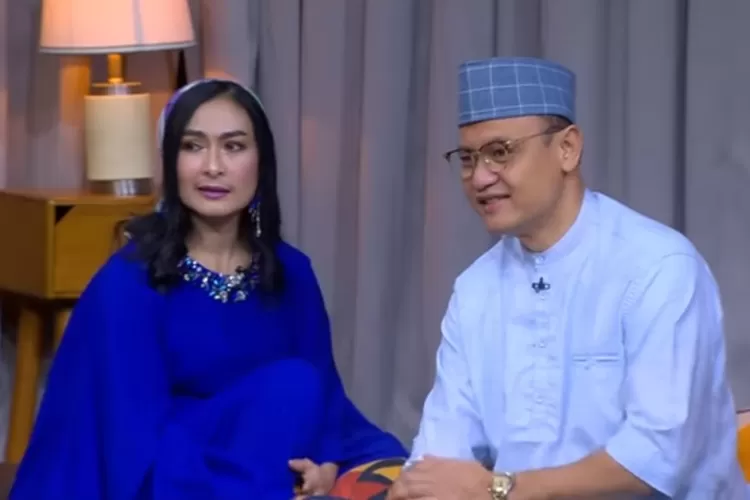 Wadawww! Iis Dahlia dan suami ngobrol bareng di acara TV, Habib Jafar: Om Satrio agak terlihat tertekan ya?