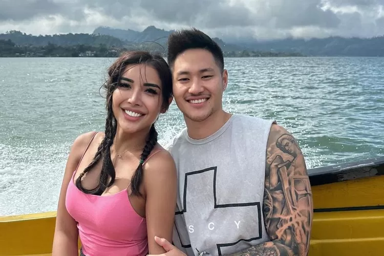 Pacar Millen, Lionel Lee diduga wanita berubah wujud, bentuk area sensitif dicurigai netizen: Cewek banget!