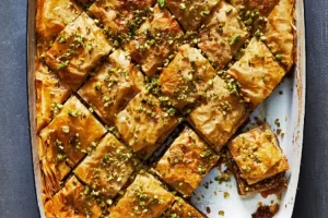 Baklava, dessert yang terkenal dari negara Turki, yuk pelajari dan lihat cara pembuatannya!