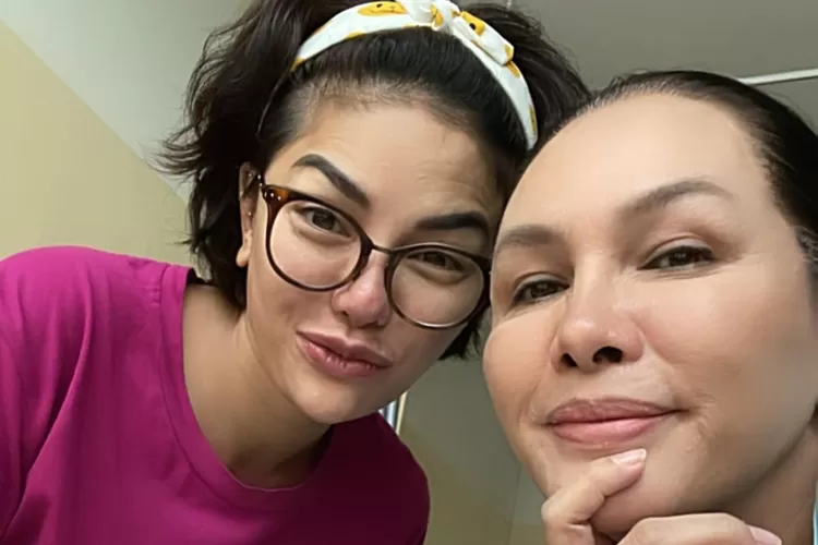 Nikita Mirzani mengidap tumor dada, Fitri Salhuteru sebut sahabatnya sudah siapkan hal ini untuk anak-anak