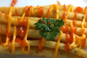 Kamu suka makan french fries? Yuk coba bikin kentang goreng yang panjangnya sampai 30 cm ini