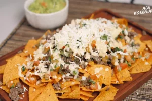Resep nachos, camilan khas Meksiko yang krispi lengkap dengan guacamole cocok untuk ide usaha kuliner