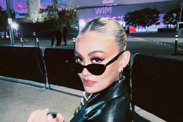 Nggak nyangka, Agnez Mo pernah ditawari Rp1 M di sini, hanya 90 menit datang sambil promo lagu Overdose