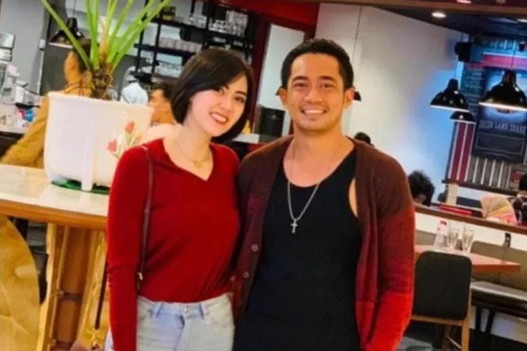 Yama Carlos tak diberi akses ketemu anak hingga eneg denger istrinya, Arfita Dwi Putri live di TikTok